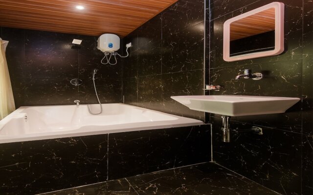 OYO 12894 Bunty Residency