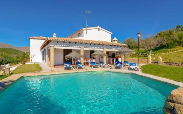 Casa Senorio del Olivar Mijas by Ruralidays