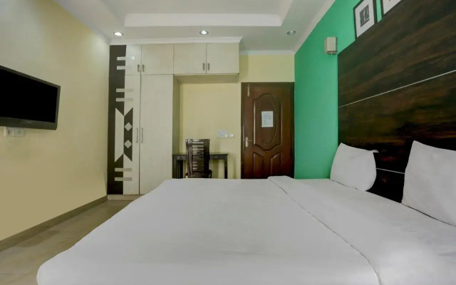 Collection O 805384 Ramjas Star Residency