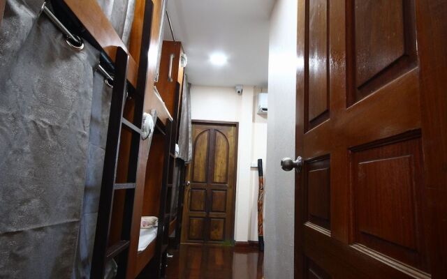 Coffee at Home Hostel - Adults Only