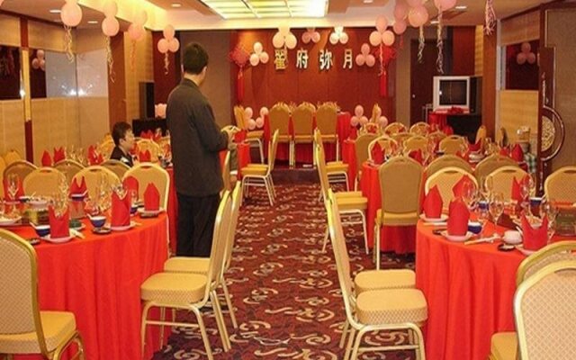 Century Garden Hotel