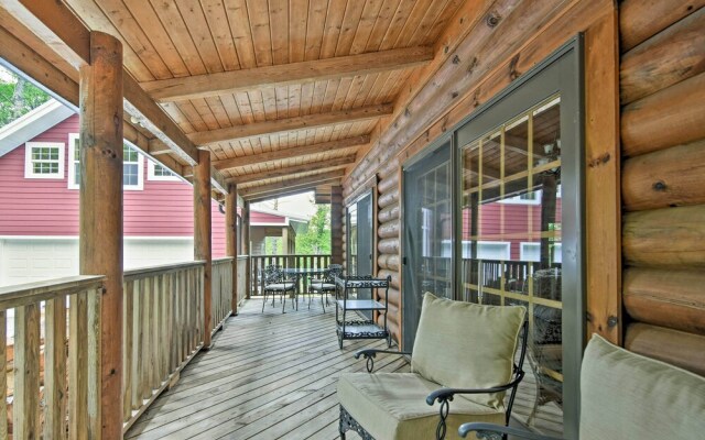 Wraparound Deck: Linville Mountain Cabin