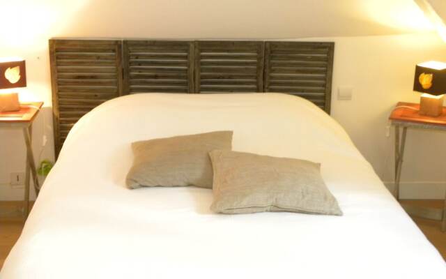 Hotel La Bastie D'Urfe