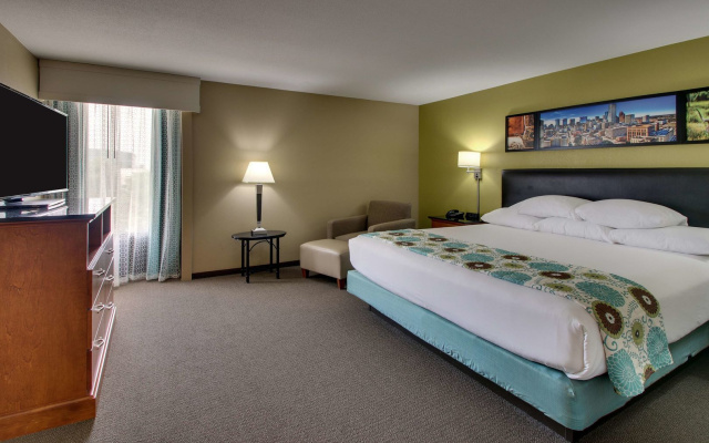 Drury Inn & Suites Houston Near the Galleria