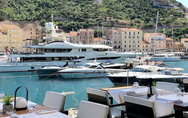 Le Centre Nautique Suites