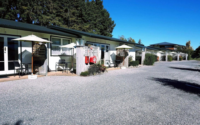 Rainbow Point Motel