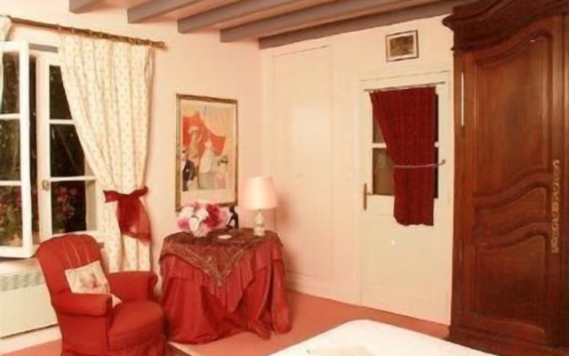 Le Petit Manoir Des Bruyeres