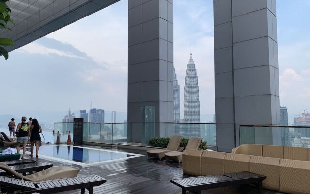 Platinum Service Suites KLCC