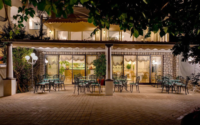 Hotel Mamela