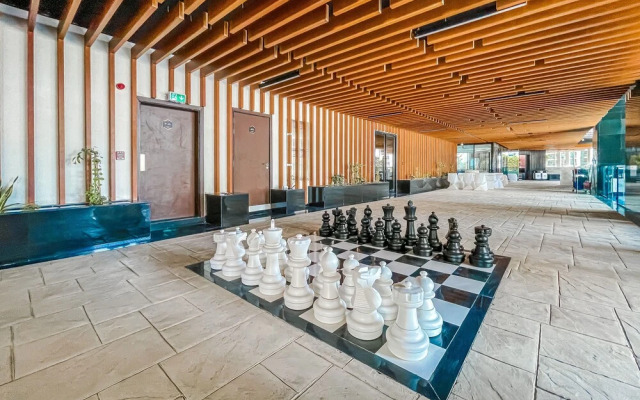 Bayz by Danube - Elegant Studio