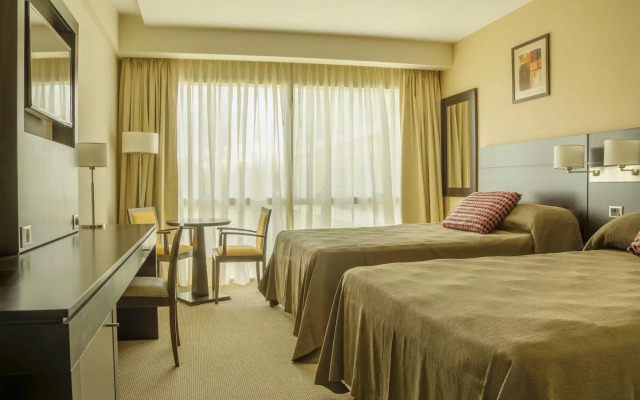 Howard Johnson by Wyndham Neuquen