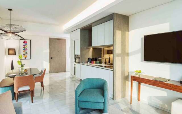 Th8 Palm Dubai Beach Resort, Vignette Collection, by IHG