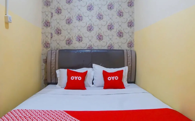 OYO 92371 Bb House Japaris