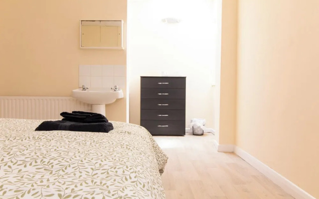 Brookvale Guest House Room 7