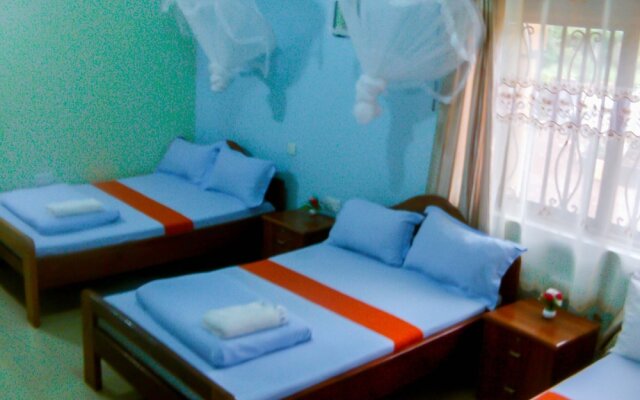 Naju Guest House Masindi