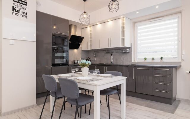 Apartment With Garden by Renters