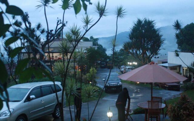 Rizen Premiere Hotel