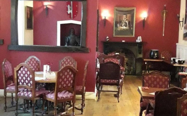 The Red Lion Hotel