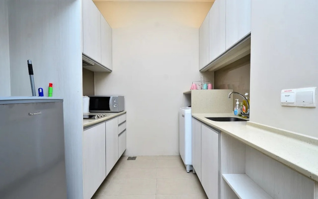 D'Home Stay at Swiss Garden Residence