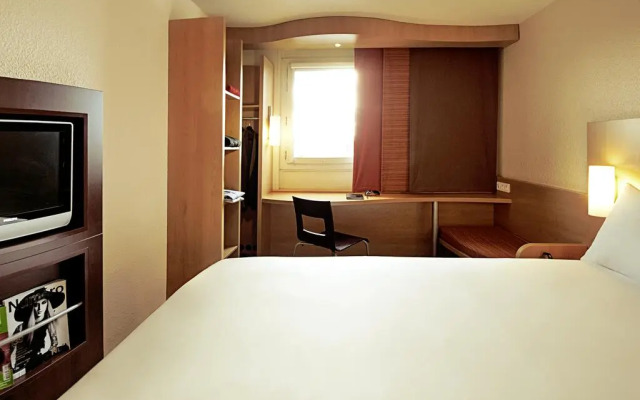 Ibis Oran Les Falaises