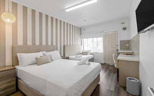Rosebud Motel