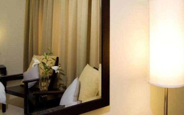 iShine Hotel