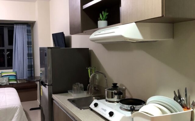 Cozy Furnished Rooms at Horizons 101