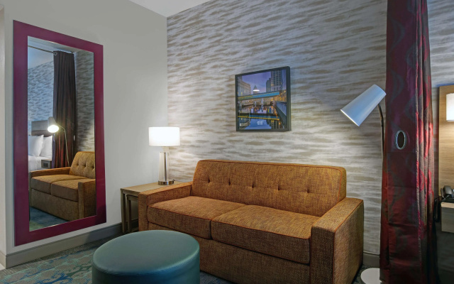 Home2 Suites by Hilton Milwaukee Downtown