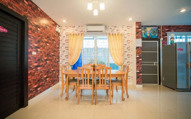 Timeless Pool Villa Huahin