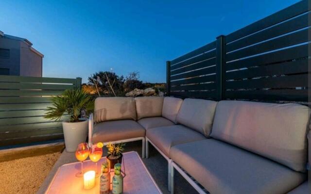 Apartments House Novel