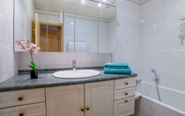 Villa Le Giono Saint Laurent du Var