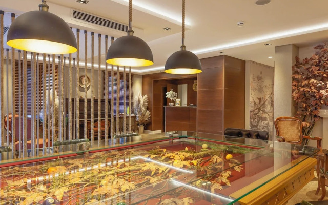Lord Morgan Exclusive Design & Cihangir