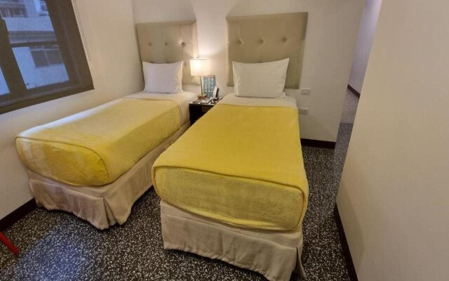 One Cristina Suites