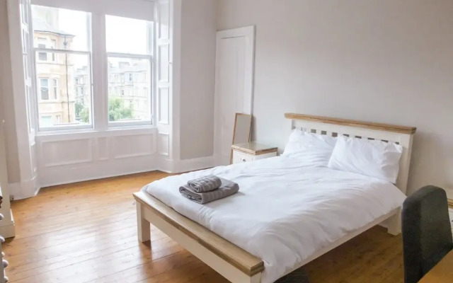 Silver Lining - Spottiswoode Apartment