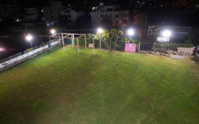 Hotel Bhairav Bagh with Swimming Pool
