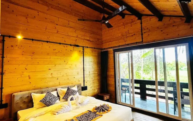 Seclude Eco Cottages