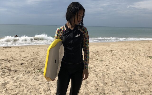 Baan Must Sea