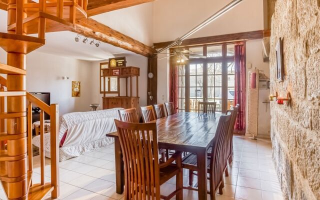 Quiant Holiday Home in Azille With Terrace