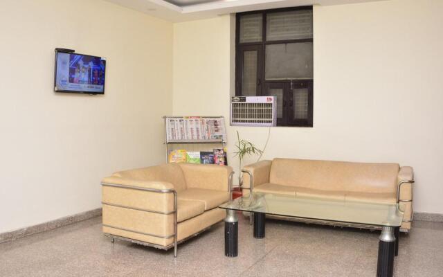 Room-hotel Mayank Plaza-near IGI Airport