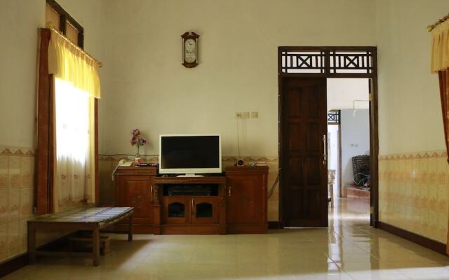 Sutriyanto Homestay - Hostel