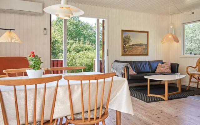 5 Person Holiday Home in Allinge-by Traum