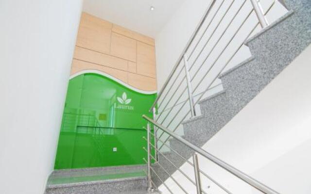 Laurus Motel Airport Tuzla