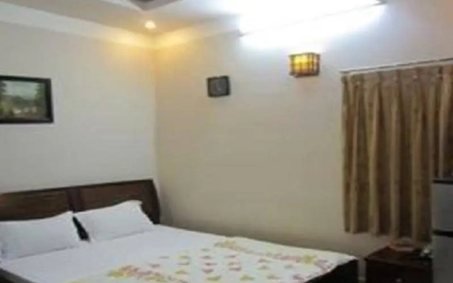 RedDoorz @ Hoang Minh Hotel