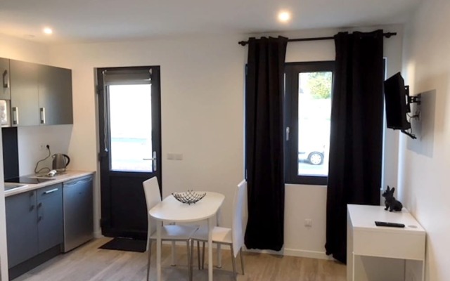 Studio in Rennes, With Enclosed Garden and Wifi