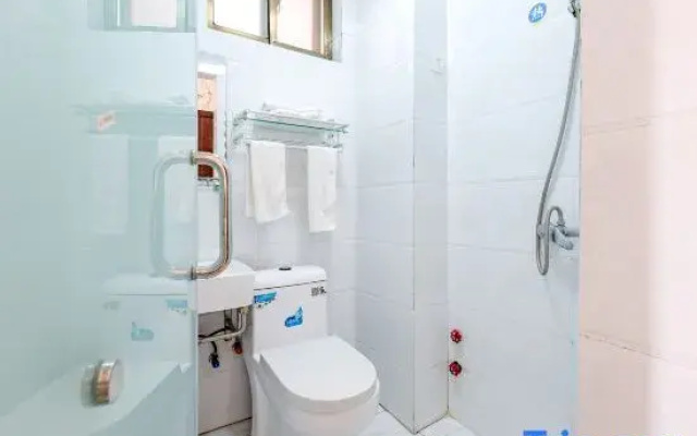 Zhoukou 1258 Hotel