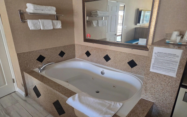 Days Inn by Wyndham Alhambra CA