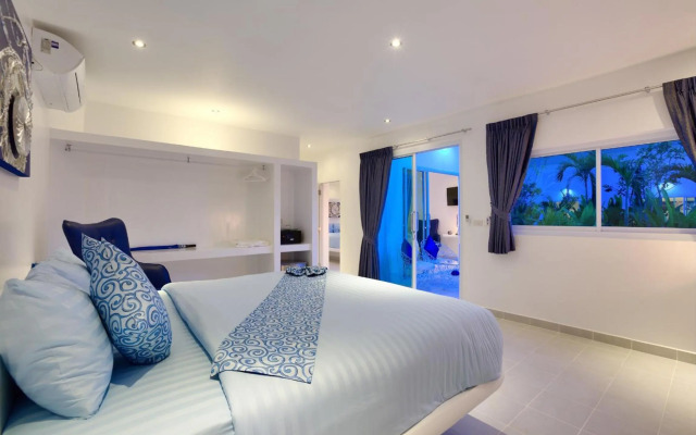 La Perle Luxury Boutique Hotel
