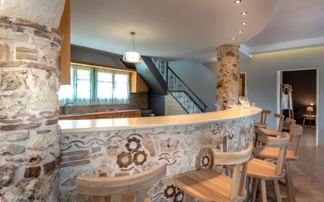 Amari Villa