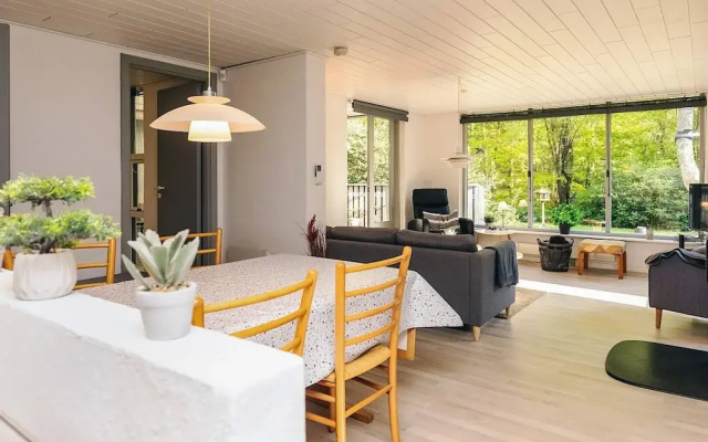 8 Person Holiday Home in Hadsund-by Traum