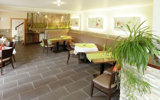 Bright Apartment in Medelon With Jacuzzi and Sauna